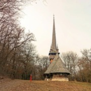 que-ver-en-rumania-ruta-por-lugares-misteriosos-y-leyendas-iglesia