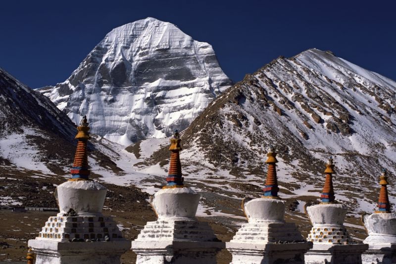 Foto de Ruta por De Pekín, cruzando Tibet hasta Katmandú Mount Kailash in Western Tibet