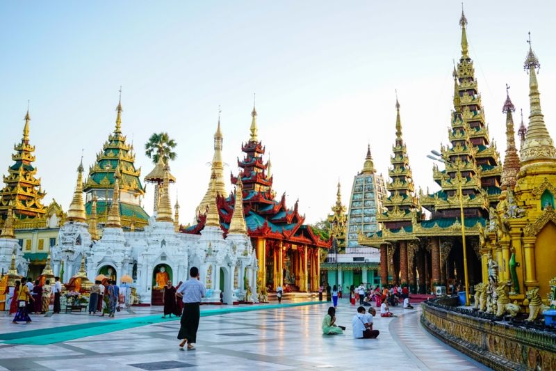 Foto de Ruta por El rincón oculto de Asia Paseando por la Pagoda de Shwedagon