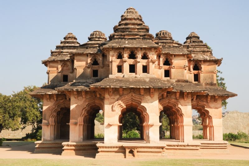 Foto de Ruta por La India menos conocida palacio en ruinas