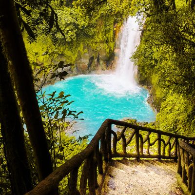 Viaje de aventura a Fauna y volcanes