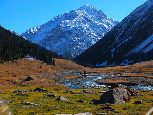 Valle de Altyn Arashan