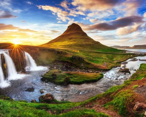 Kirkjufell mountain_baja