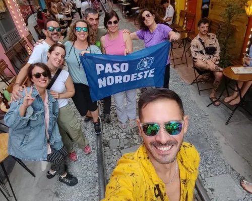 VIETNAM_ Miguel Ballester_ selfie grupo_baja