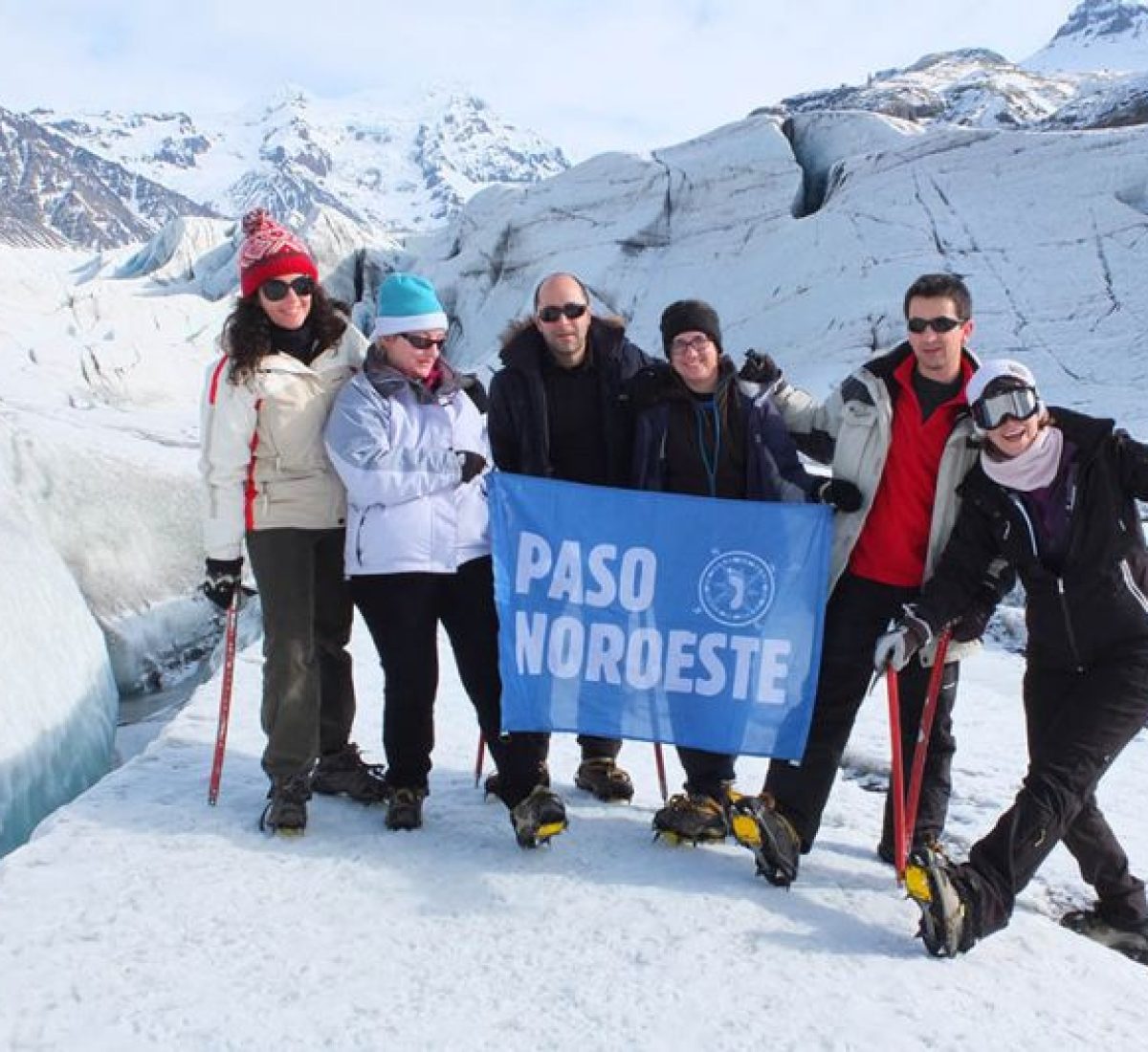 foto_de_ruta_por_auroras_boreales_paseando_por_el_glaciar_7