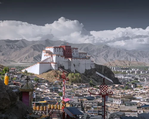 iStock-2190156749_baja