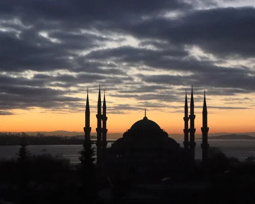 view-7670868_1920_baja